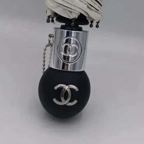 چتر اتوماتیک برند چنل CHANEL ضد باد با پارچه نانو و جعبه کادویی رنگ کرم نخودی