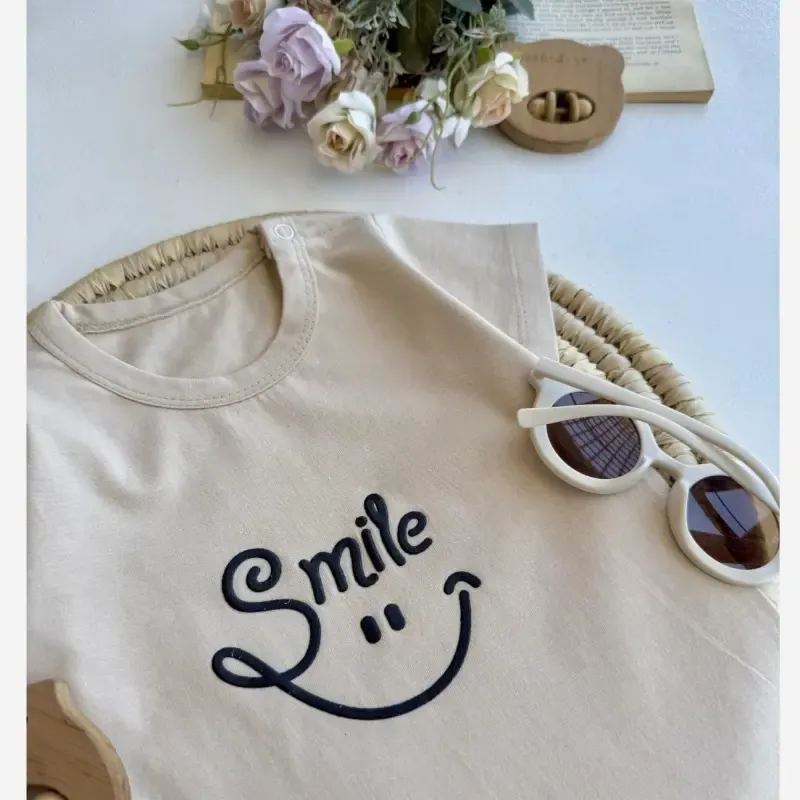 رامپر نوزادی پسرانه طرح smile جنس پنبهای لطیف سایز 6 ماه تا 3 سال