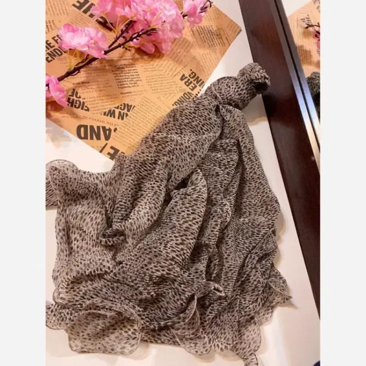 شال حریر شنی وارداتی حاشیه دالبر عروسکی سایز 185 در 80 سانتی متر