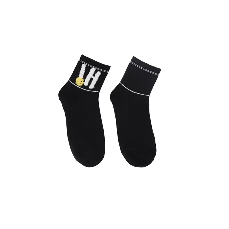 جوراب نیم ساق نخی طرح hi و ایموجی فری سایز 36 تا 41 (تخفیف دار روی 3 عدد)